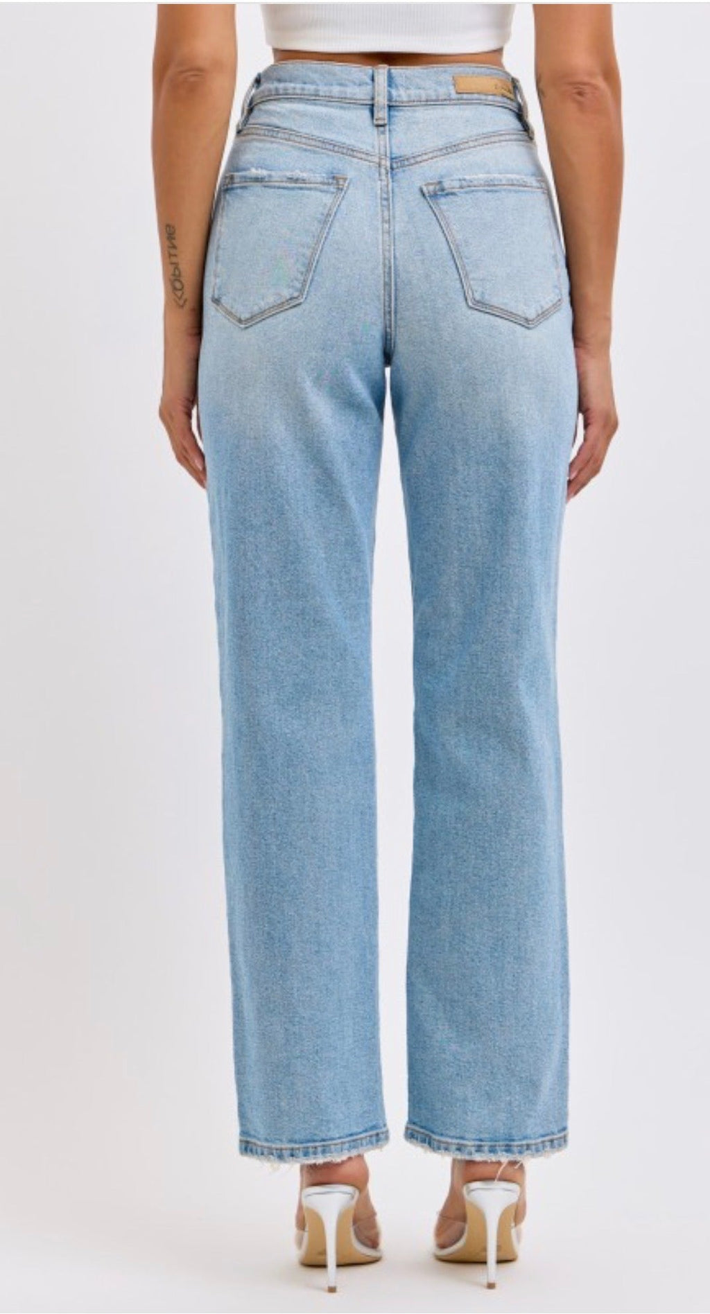 Malory High Rise Jean with Mini Slit